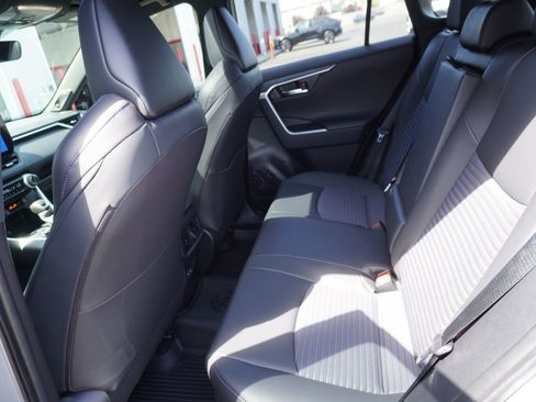 Used 2025 Toyota RAV4 XSE w/ Advanced Technology Package AWD/4WD image 14