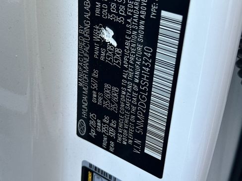 Used 2025 Hyundai Santa Fe SEL image 27