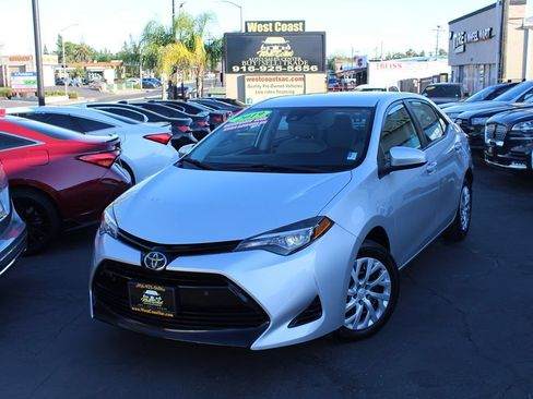 Used 2019 Toyota Corolla LE FWD image 35