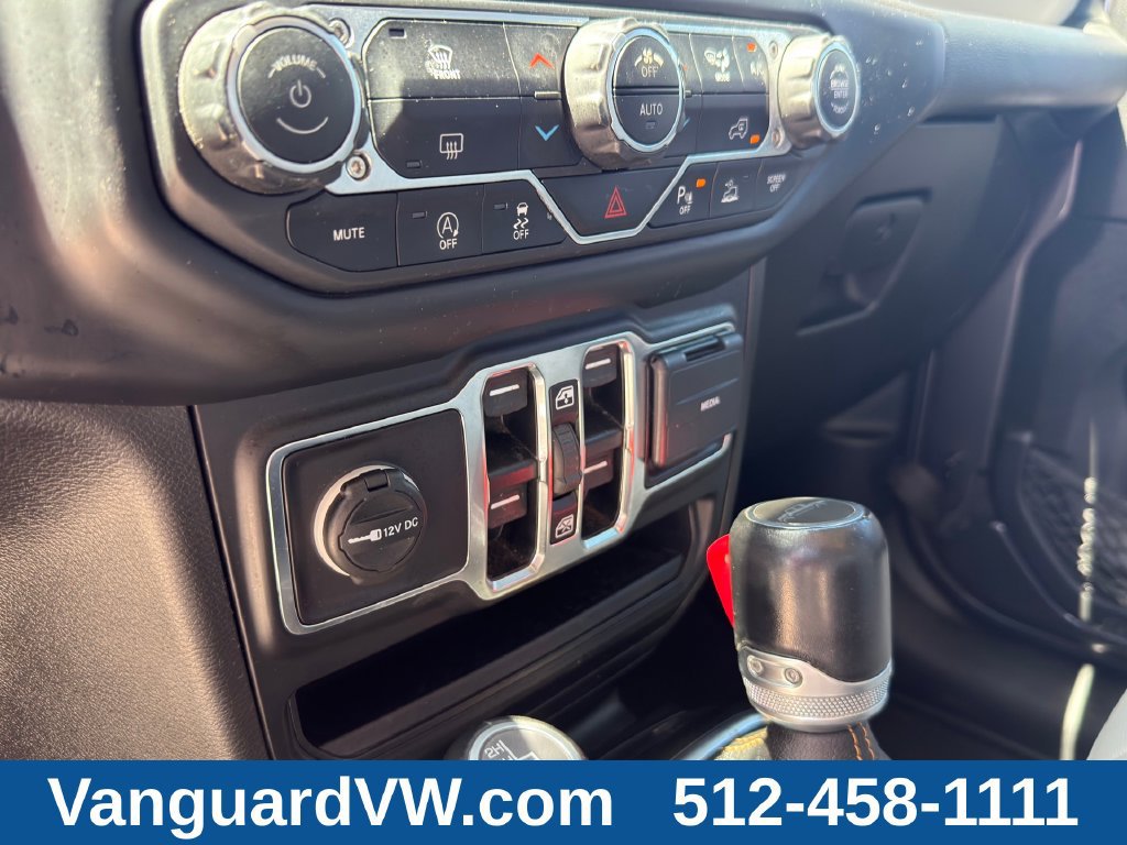 Used 2021 Jeep Gladiator Overland AWD/4WD image 14