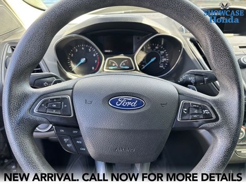 Used 2017 Ford Escape SE w/ SE Cold Weather Package image 14