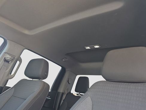 Used 2023 Chevrolet Silverado 1500 LT AWD/4WD image 8