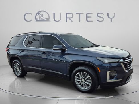 Used 2023 Chevrolet Traverse LT FWD image 7