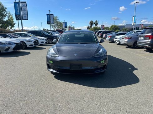 Used 2023 Tesla Model 3 Standard Range RWD image 1