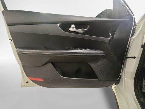 Used 2020 Kia Forte GT-Line FWD image 15