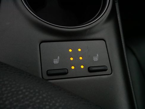 Certified 2022 Toyota Camry XSE image 26