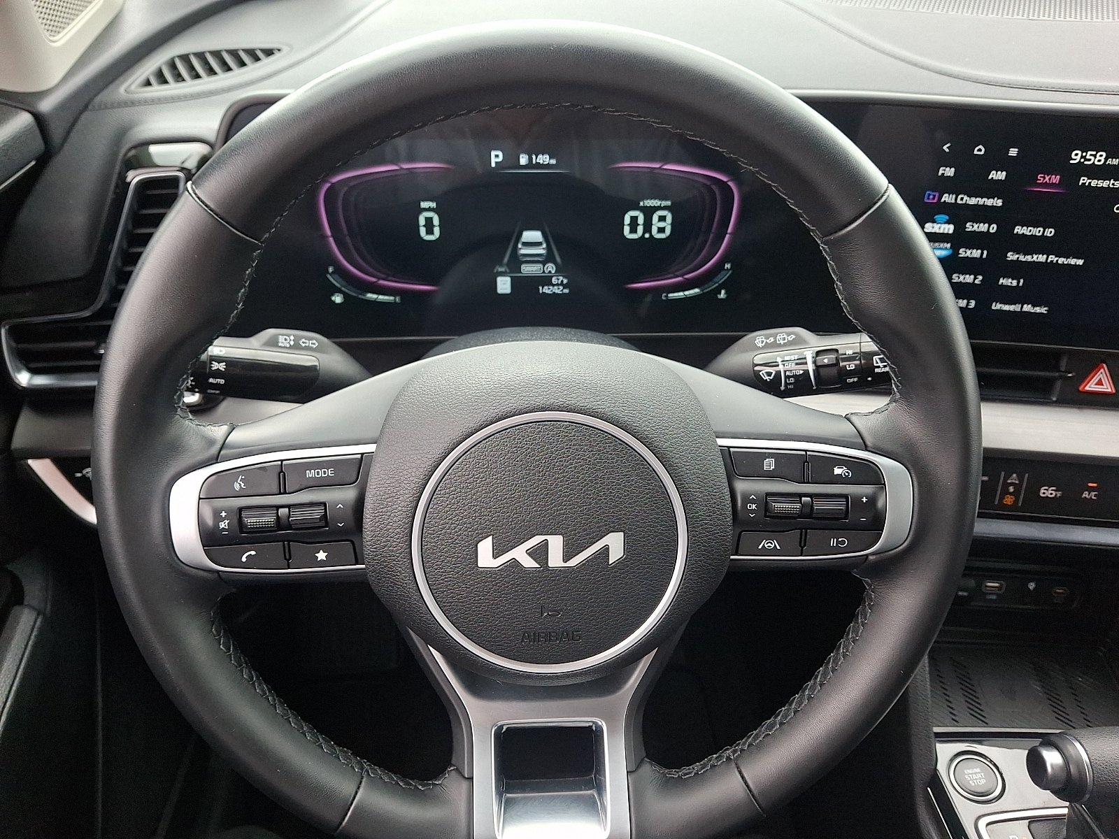 Used 2024 Kia Sportage EX AWD/4WD image 19