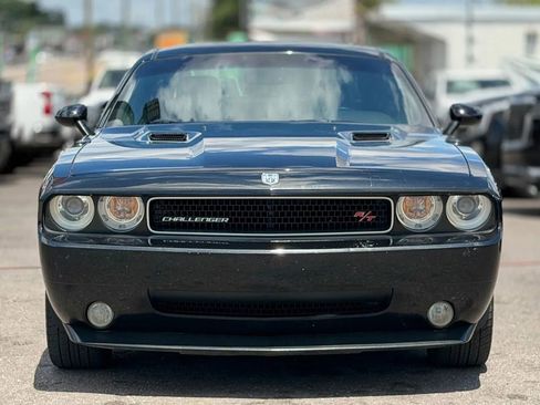 Used 2009 Dodge Challenger R/T image 9