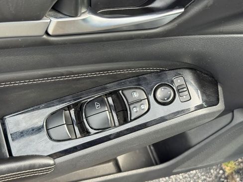Used 2023 Nissan Altima 2.5 SV FWD image 17