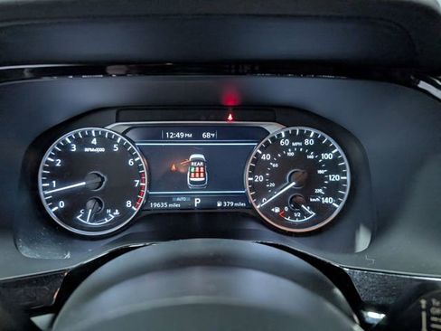 Used 2025 Nissan Pathfinder SV AWD/4WD image 16