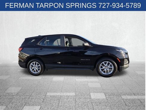 Used 2023 Chevrolet Equinox LS image 10