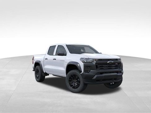 New 2026 Chevrolet Colorado Trail Boss AWD/4WD image 1
