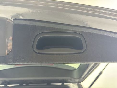 Used 2023 Dodge Durango SXT image 33