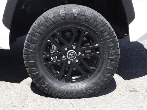 Used 2023 Toyota Tundra SR5 w/ SR5 Convenience Package RWD image 41
