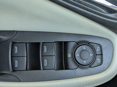 Used 2024 Buick Encore GX Preferred image 21