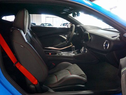 Used 2023 Chevrolet Camaro ZL1 image 37