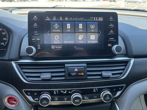 Used 2020 Honda Accord Touring image 26