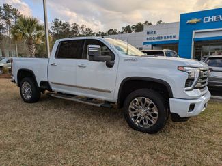 New 2026 Chevrolet Silverado 2500 High Country w/ Technology Package video 2