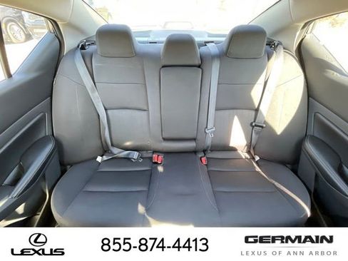 Used 2024 Nissan Altima 2.5 SV image 16