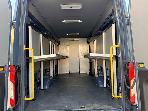 Used 2019 Ford Transit 250 148 High Roof Extended RWD image 15