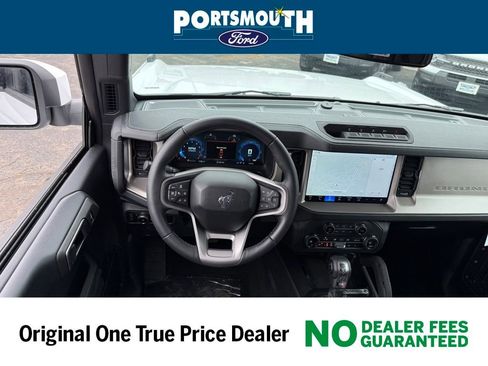 New 2025 Ford Bronco Outer Banks w/ Sasquatch Package image 7