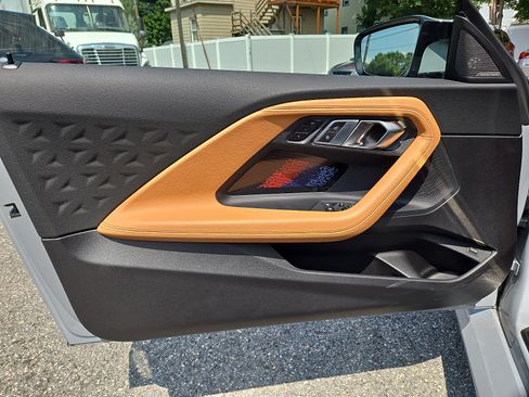 Used 2023 BMW M2 RWD image 12