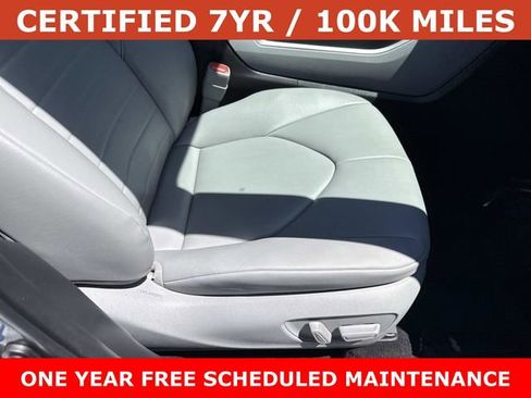Used 2022 Toyota Highlander XLE AWD/4WD image 10