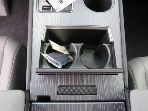 Certified 2026 Toyota Sienna XLE image 27