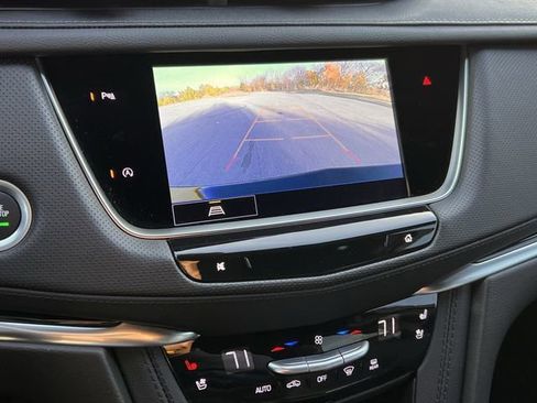 Certified 2024 Cadillac XT5 Premium Luxury w/ LPO, Floor Liner Package image 18