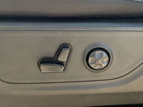 Used 2019 RAM 1500 Big Horn AWD/4WD image 26