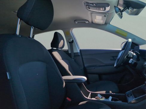 Used 2025 Hyundai Kona SEL image 20