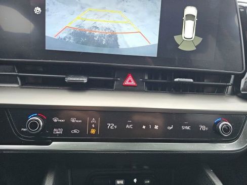 Used 2023 Kia Sportage EX image 14