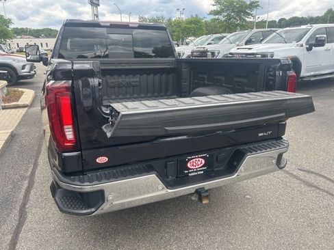 Used 2024 GMC Sierra 1500 SLT w/ SLT Premium Plus Package AWD/4WD image 33