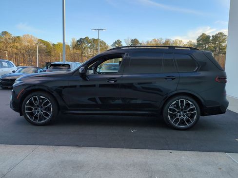 Used 2026 BMW X7 M60i image 7