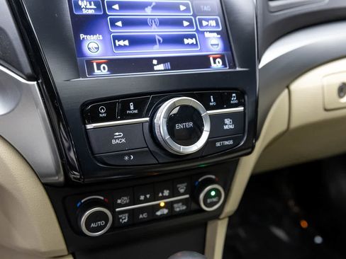 Used 2018 Acura ILX w/ Premium Package image 34