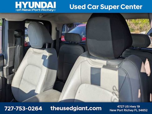 Used 2015 Chevrolet Colorado W/T RWD image 3