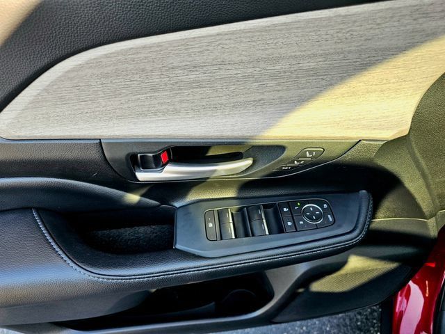 Used 2024 Toyota Grand Highlander AWD image 22