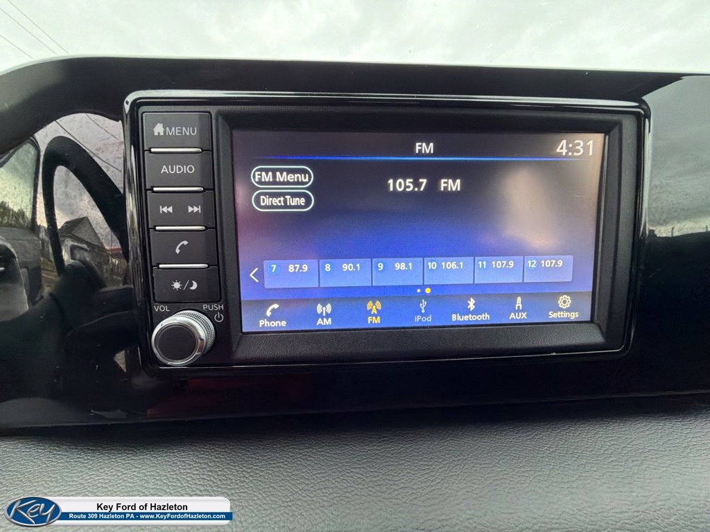 Used 2025 Nissan Kicks S AWD/4WD image 28