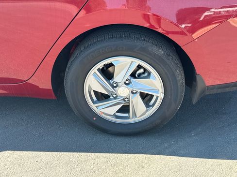 New 2026 Hyundai Elantra SE FWD image 20