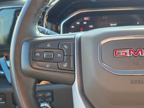 Used 2025 GMC Sierra 1500 SLT AWD/4WD image 36
