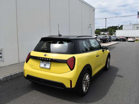 Used 2025 MINI Cooper S FWD image 5