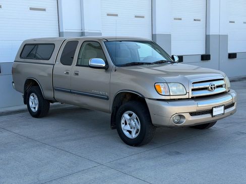 Used 2003 Toyota Tundra SR5 w/ SR5 Extra Value Pkg AWD/4WD image 7