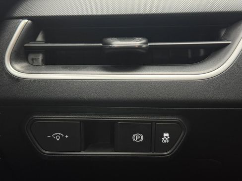 Used 2025 Kia K4 FWD image 22