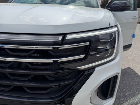 New 2026 Volkswagen Atlas Peak Edition AWD/4WD image 26