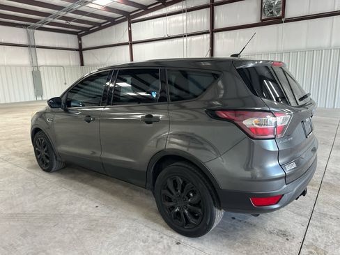 Used 2017 Ford Escape S image 2