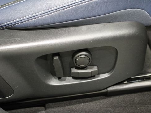 Used 2021 Land Rover Range Rover Velar S image 24