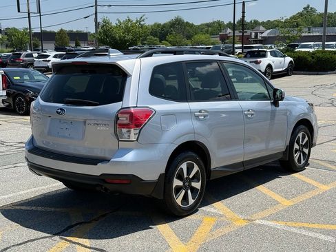 Used 2018 Subaru Forester 2.5i Premium w/ All-Weather Package AWD/4WD image 6