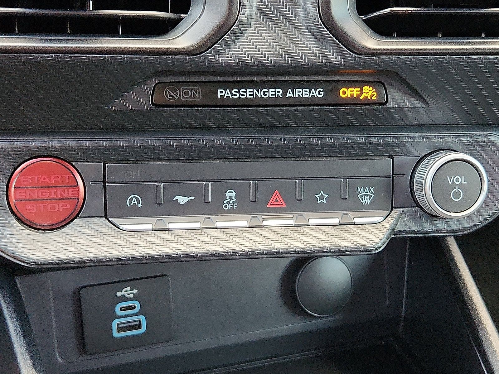 Used 2024 Ford Mustang Coupe RWD image 15