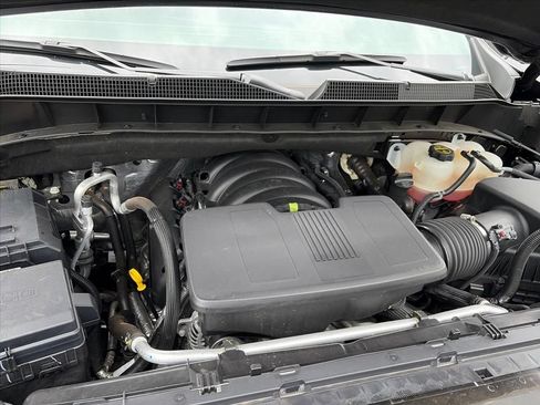 Used 2025 Chevrolet Silverado 1500 RST AWD/4WD image 34
