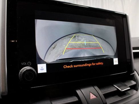 Used 2025 Toyota RAV4 LE AWD/4WD image 2